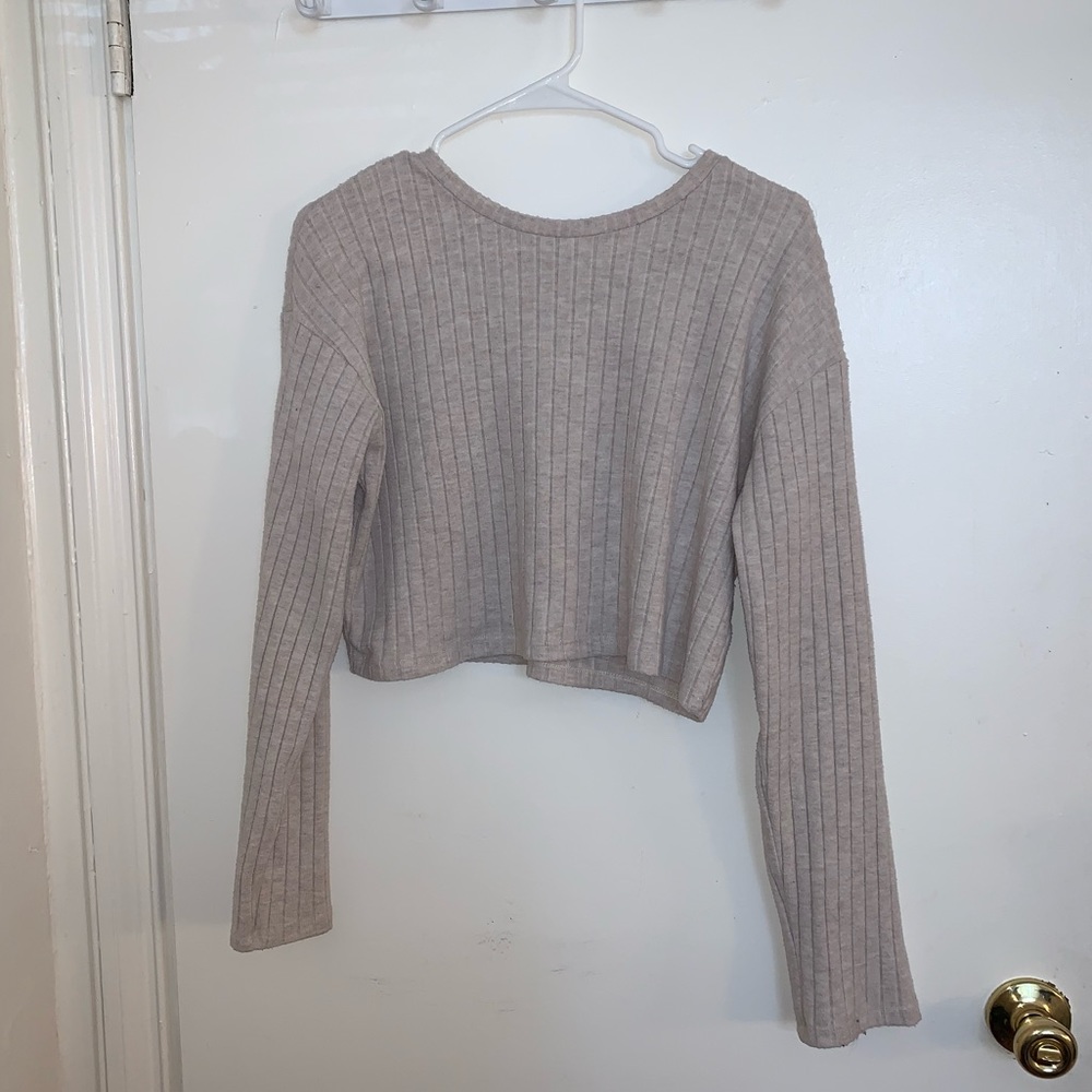 Cropped, ribbed sweater Size S